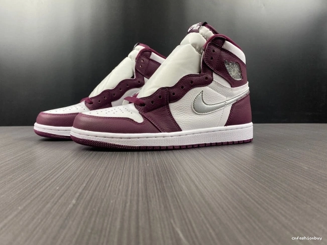 Jordan High OG Bordeaux 555088-611 1 Air 1030